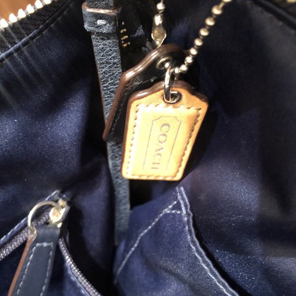 Authentic COACH blue denim bag and wallet set purse - Picture 5 of 11